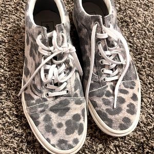 Suede cheetah Vans!!!